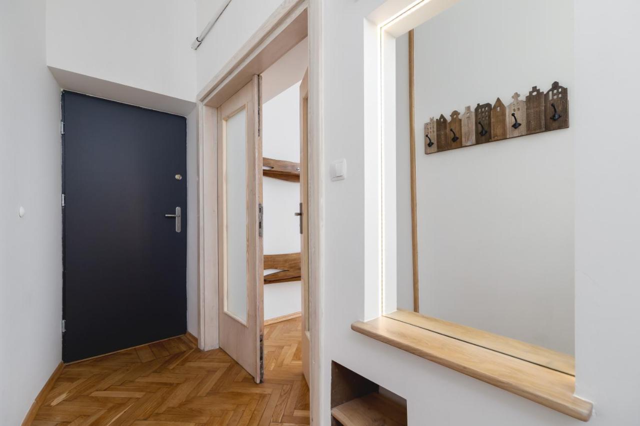 Old Town Apartments Basztowa By Renters Cracóvia Exterior foto